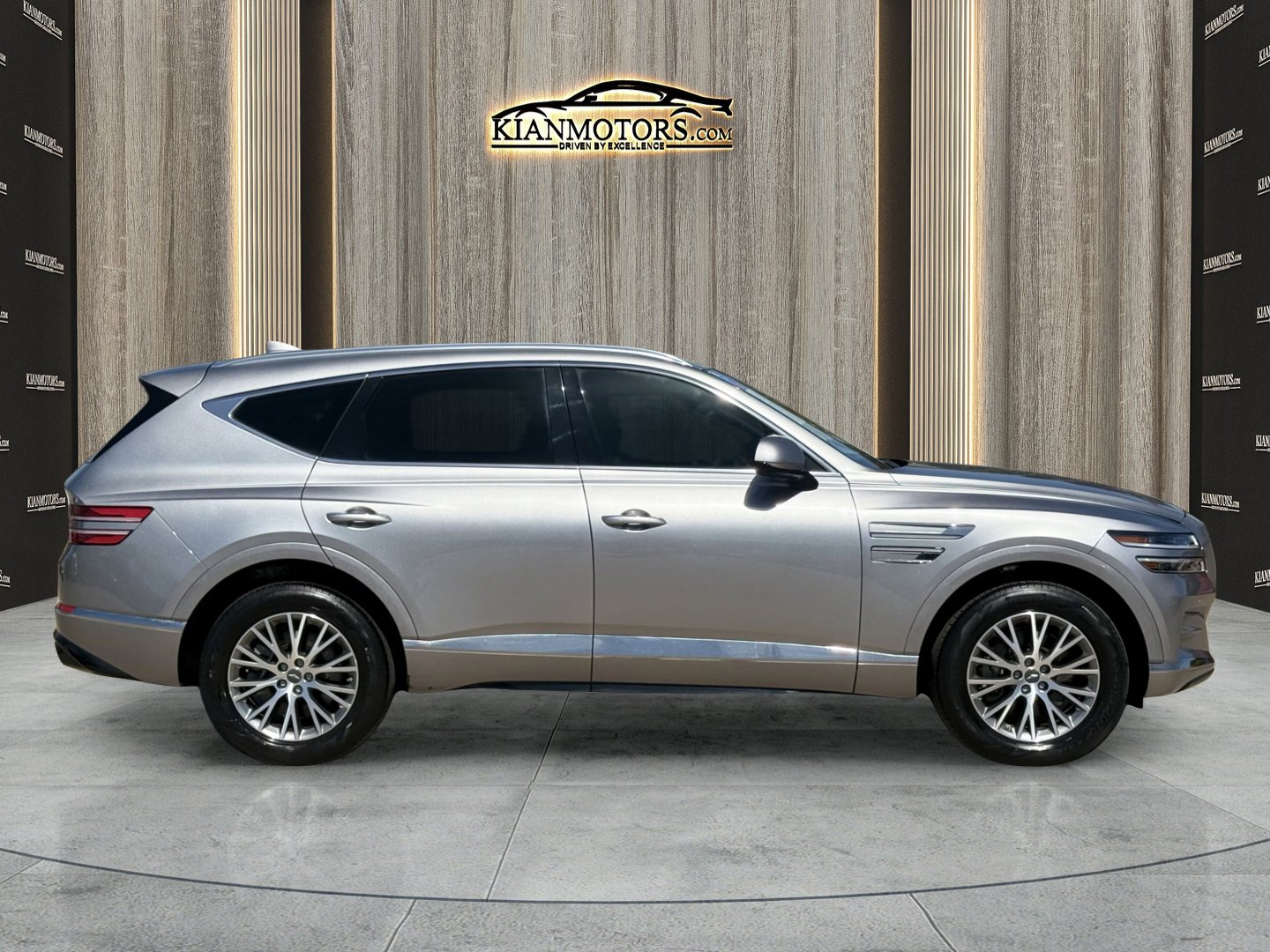 Used 2024 Genesis GV80 2.5T image 8