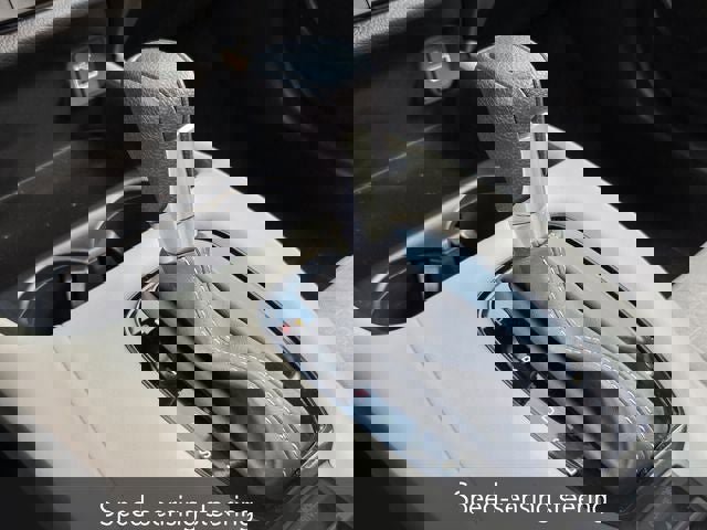 Used 2025 Honda HR-V LX image 19