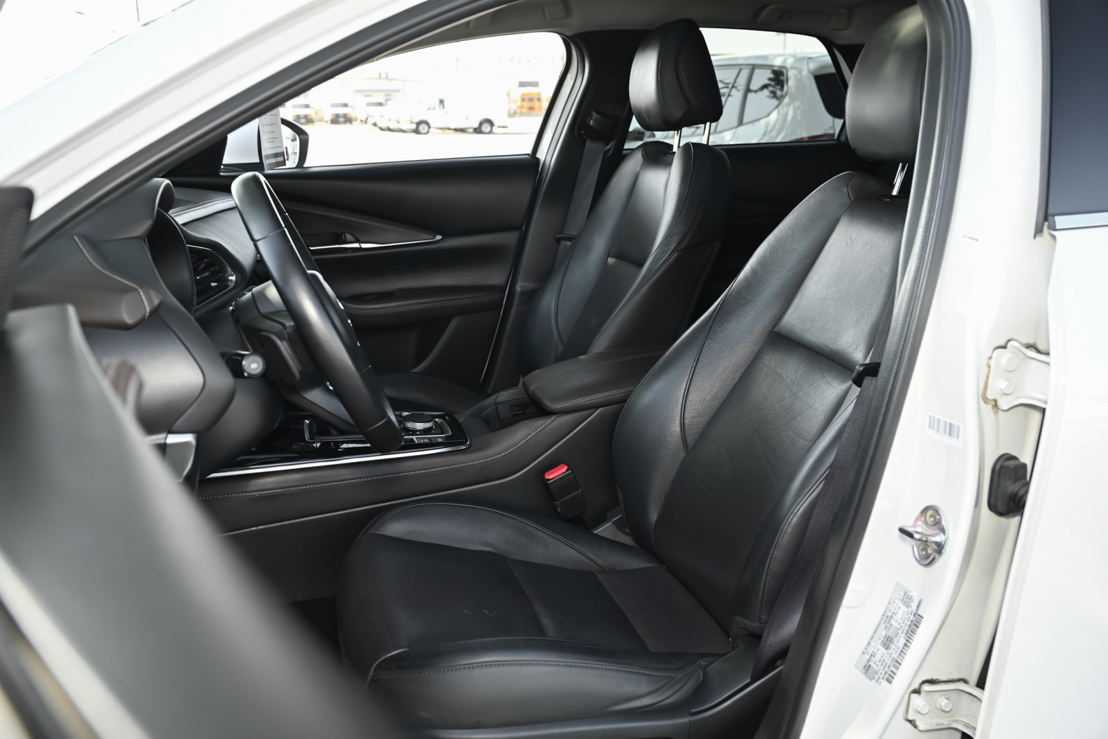 Used 2021 MAZDA CX-30 AWD 2.5 S w/ Premium Package image 19