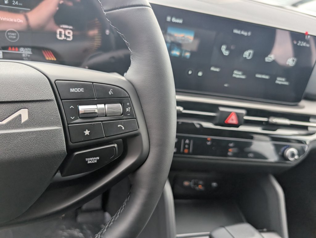 New 2026 Kia Sportage LX AWD/4WD image 17
