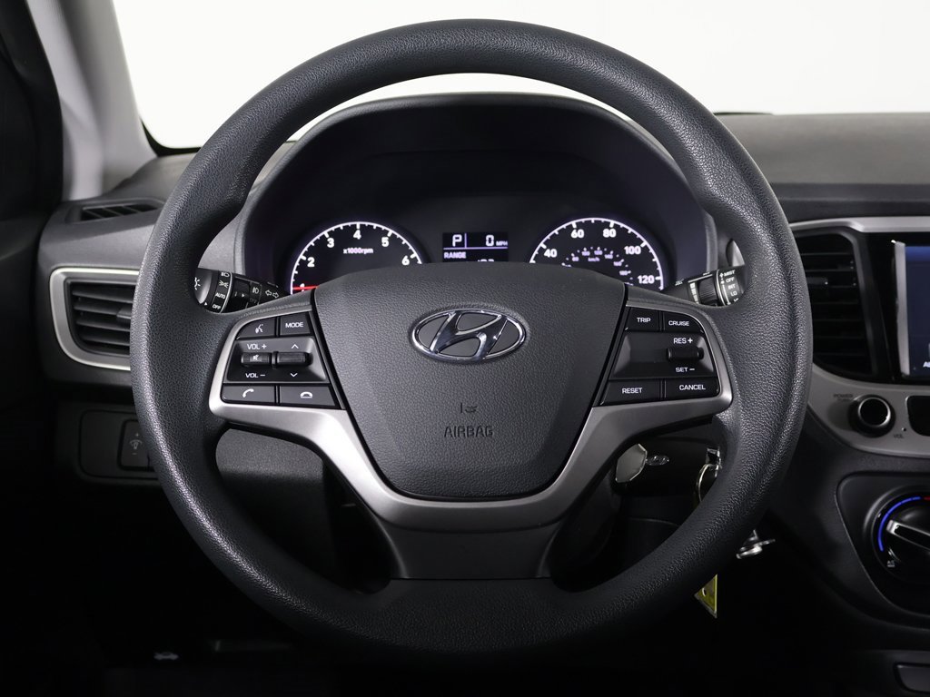 Used 2020 Hyundai Accent SEL image 29