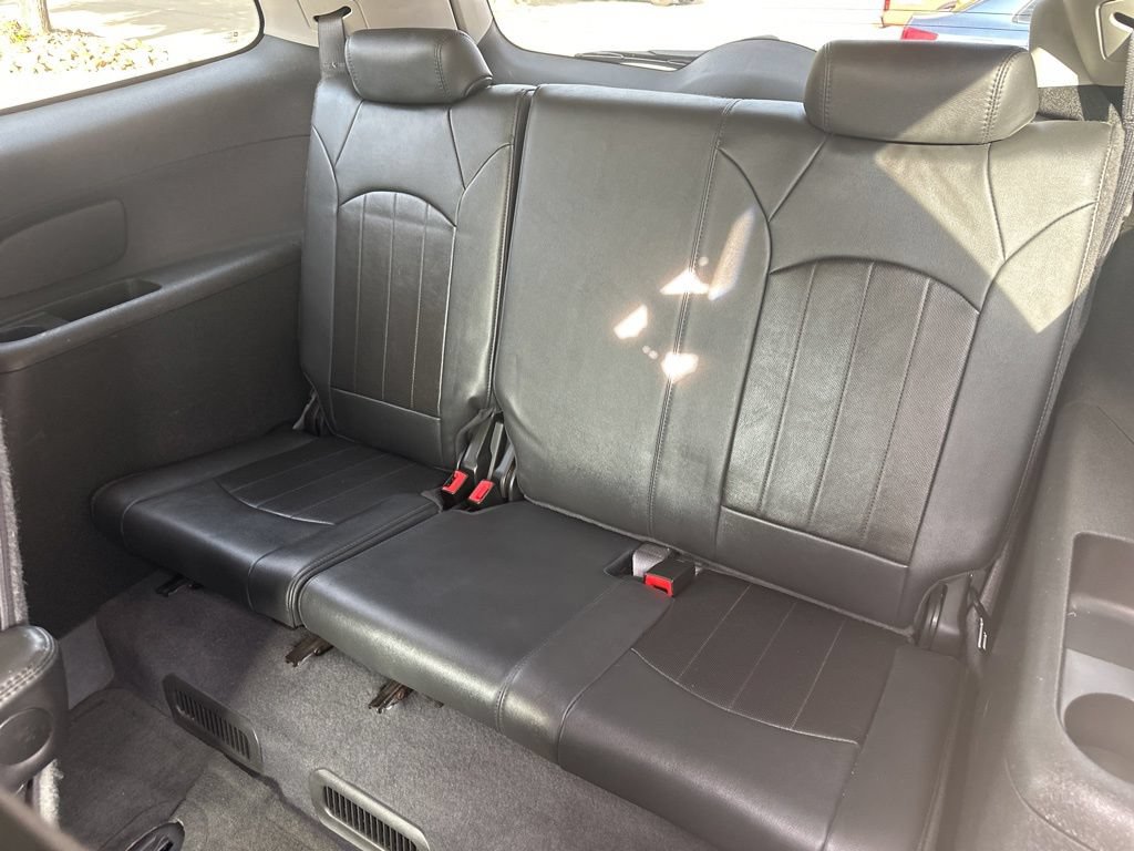 Used 2012 Buick Enclave Leather AWD/4WD image 22