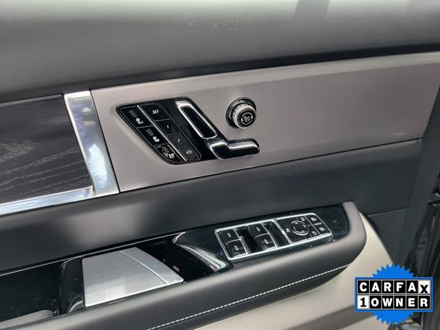 Certified 2026 Cadillac Vistiq Platinum w/ LPO, Floor Liner Package AWD/4WD image 35