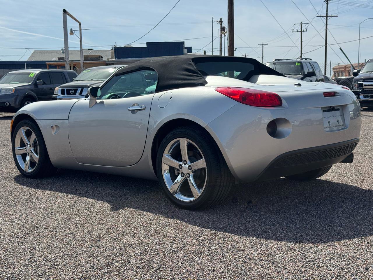 Used 2006 Pontiac Solstice Convertible w/ Premium Package RWD image 11
