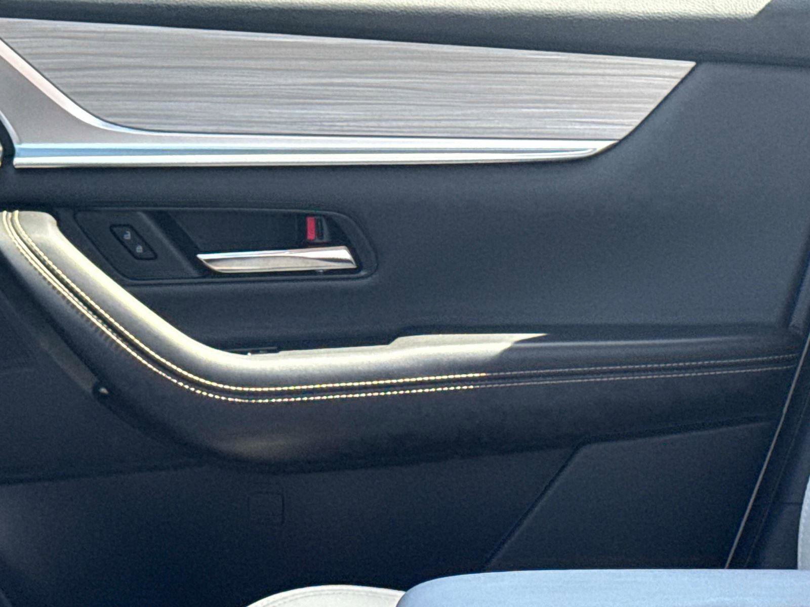 Certified 2024 MAZDA CX-90 Plug-In Hybrid w/ Preferred image 23