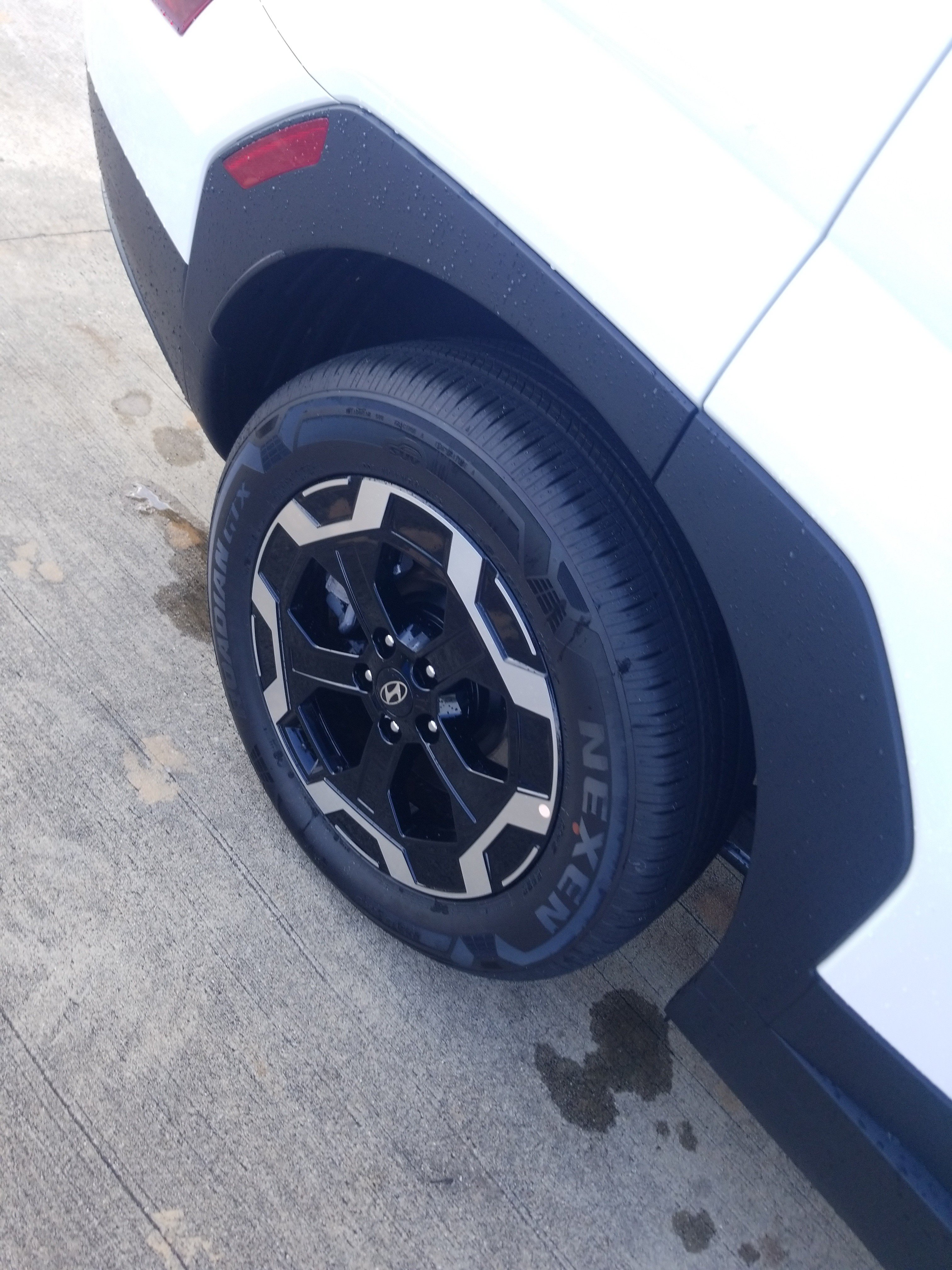New 2026 Hyundai Santa Fe SEL FWD image 18