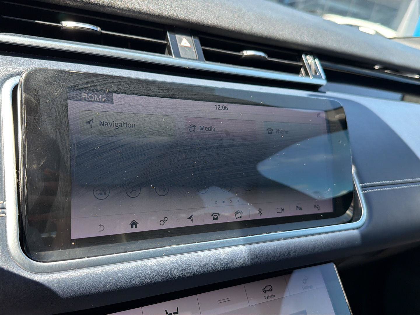 Used 2020 Land Rover Range Rover Velar R-Dynamic HSE AWD/4WD image 24