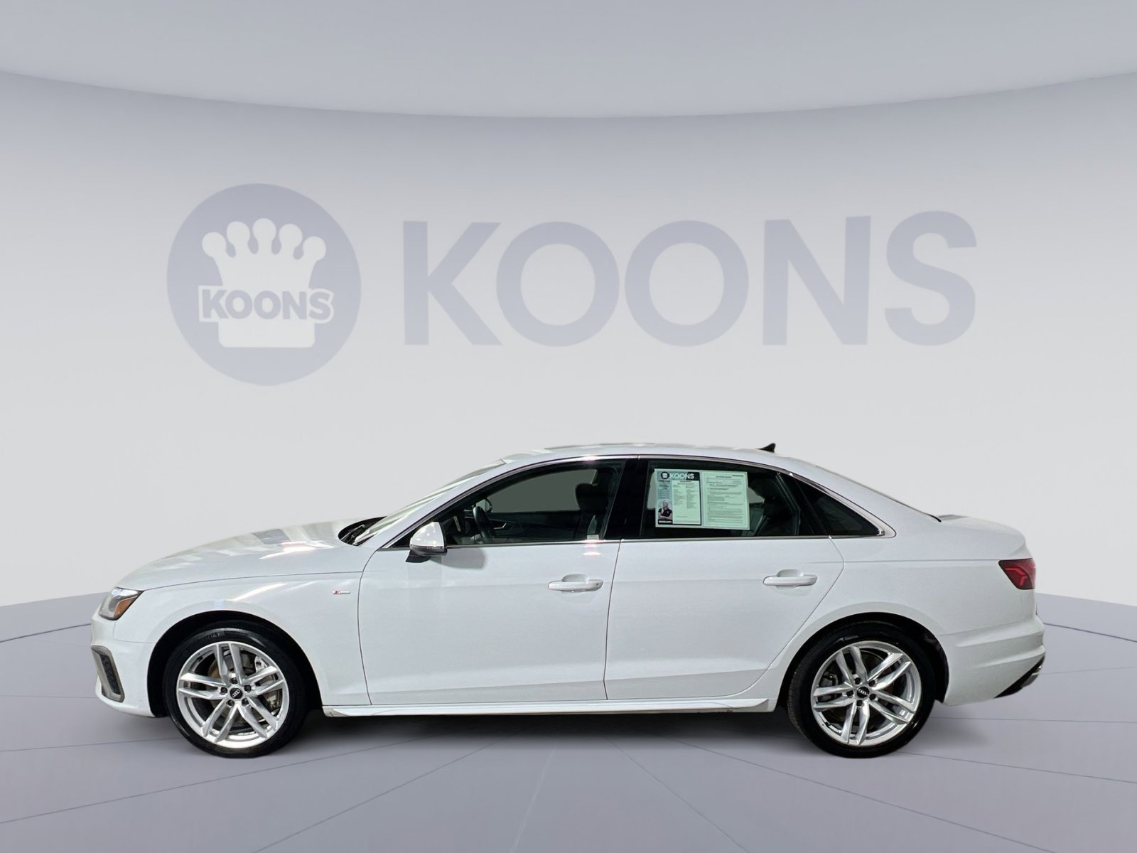 Used 2021 Audi A4 2.0T Premium Plus w/ Premium Plus Package image 2