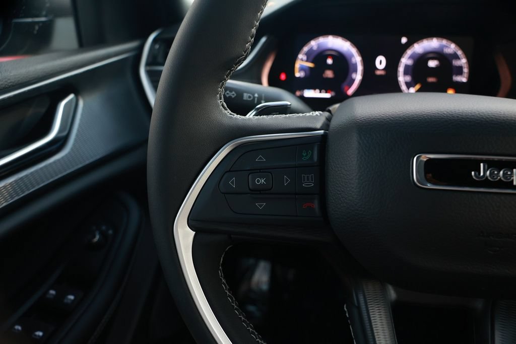 New 2026 Jeep Grand Cherokee Laredo RWD image 18