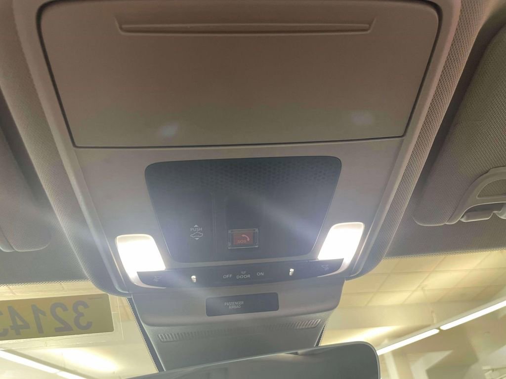 Certified 2023 Honda Accord Touring image 29