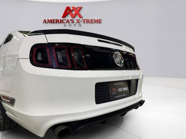 Used 2013 Ford Mustang Boss 302 w/ Boss 302 Accessory Pkg RWD image 25