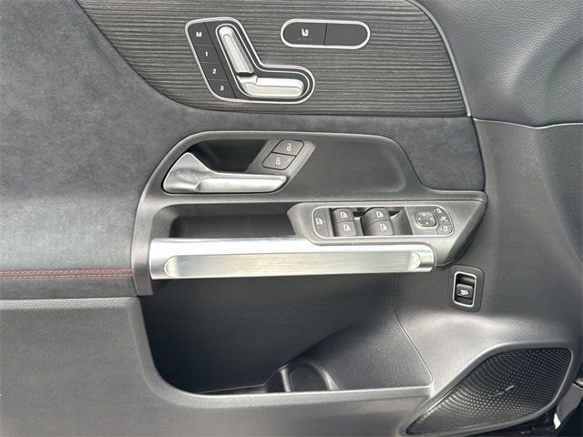 New 2026 Mercedes-Benz GLB 250 image 24