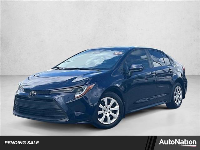 Used 2025 Toyota Corolla LE image 1