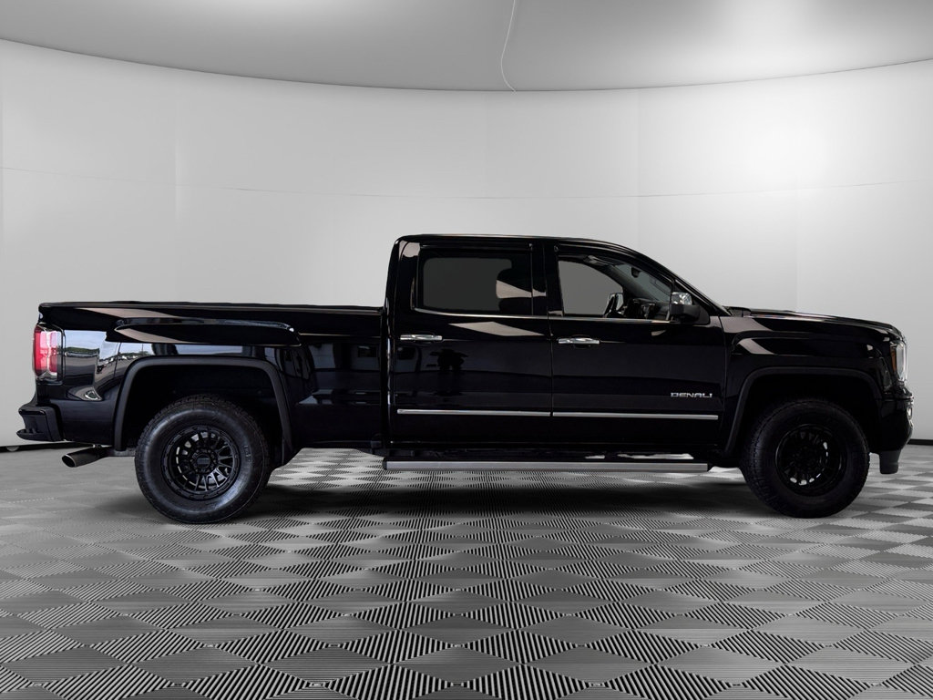 Used 2017 GMC Sierra 1500 Denali w/ Denali Ultimate Package AWD/4WD image 10