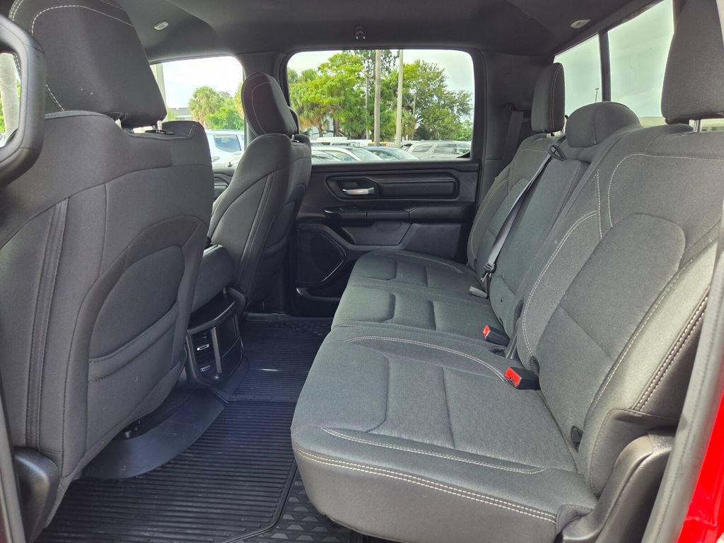 Used 2025 RAM 1500 Warlock AWD/4WD image 15