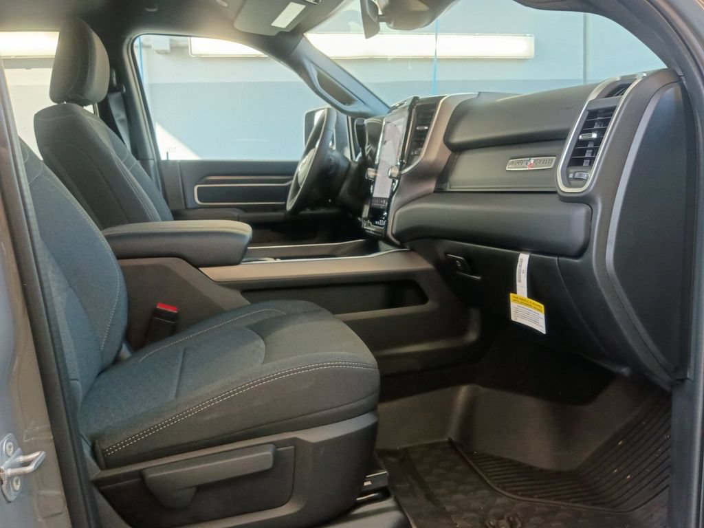 New 2026 RAM 3500 Lone Star AWD/4WD image 30