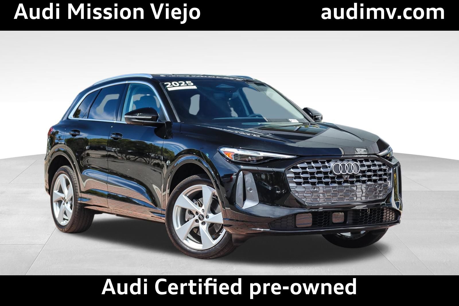 Certified 2025 Audi Q5 Premium Plus w/ Premium Plus AWD/4WD image 1