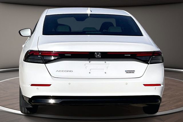 Used 2023 Honda Accord Touring image 4