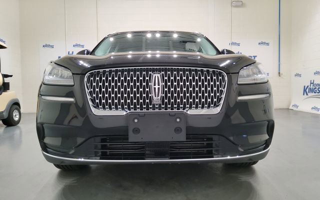 Used 2022 Lincoln Corsair AWD w/ Equipment Group 101A image 3