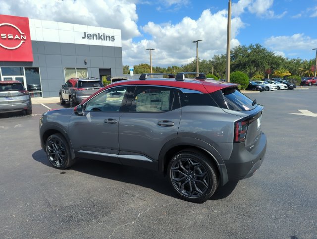 New 2026 Nissan Kicks SR w/ Cold Weather Package FWD image 9