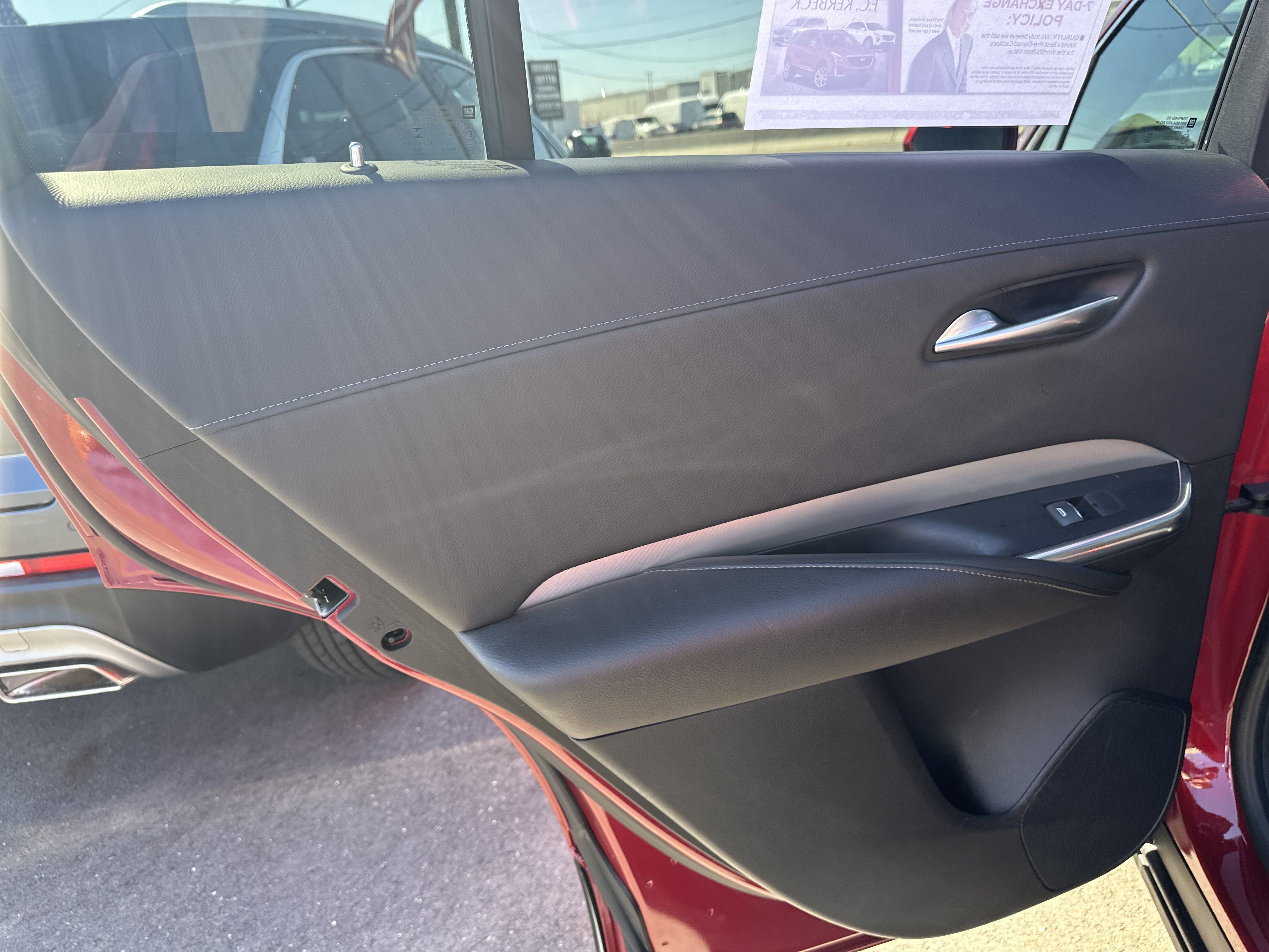 Used 2020 Cadillac XT4 Premium Luxury w/ Cold Weather Package image 22