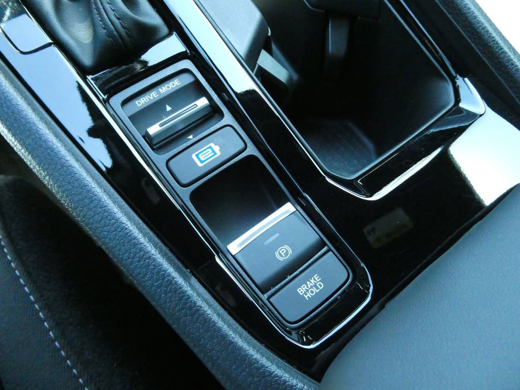 Used 2025 Honda Accord Sport image 25