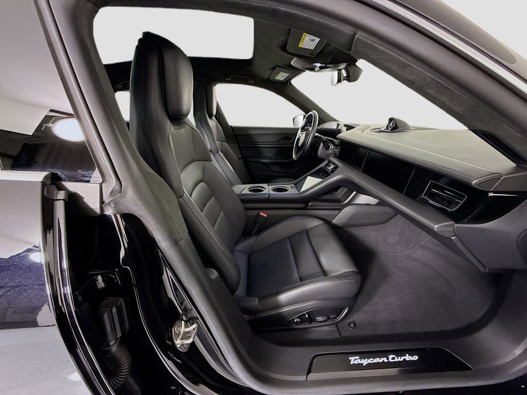Used 2020 Porsche Taycan Turbo image 21