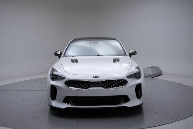 Used 2020 Kia Stinger GT1 RWD image 11