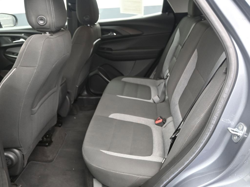 Used 2022 Chevrolet TrailBlazer LS FWD image 14