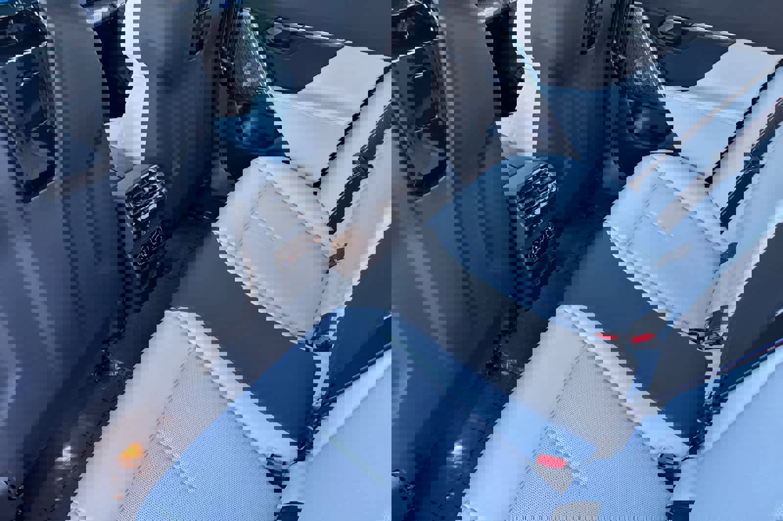 Used 2025 BMW M5 w/ Carbon Package image 4