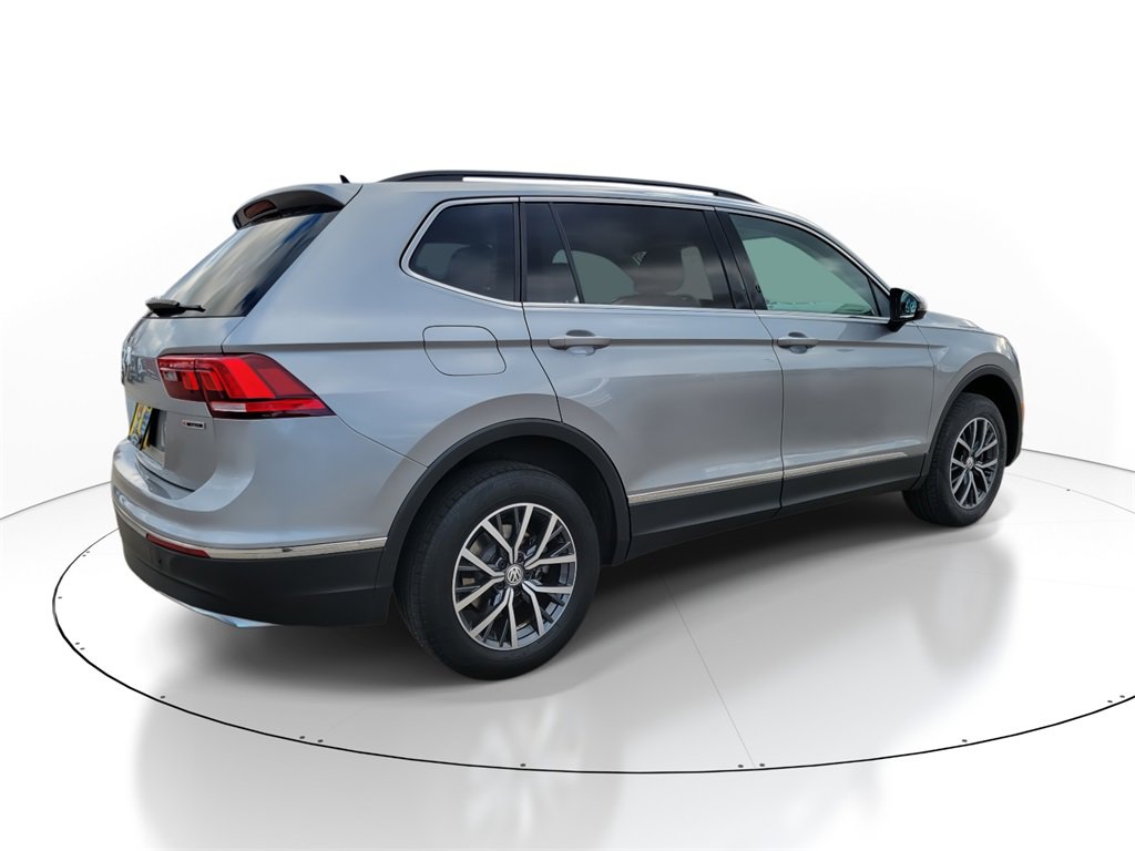Used 2020 Volkswagen Tiguan SE image 4