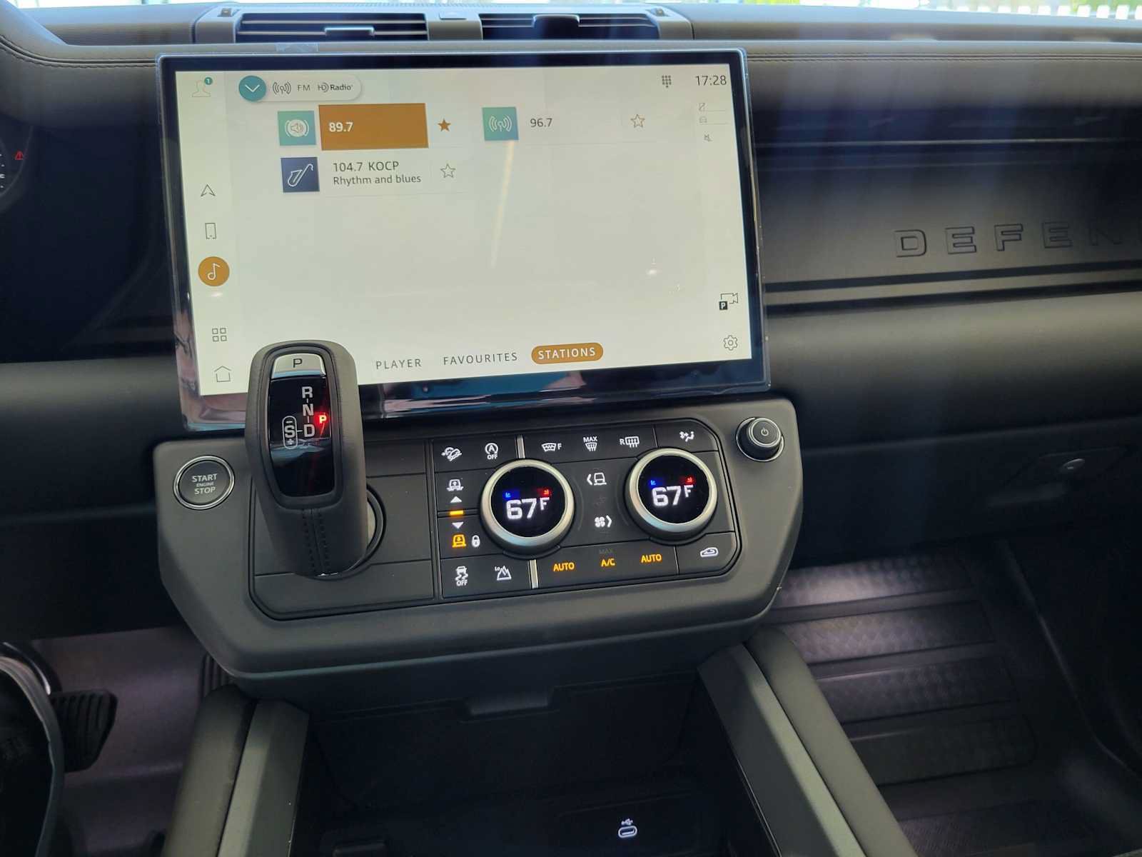 New 2026 Land Rover Defender 110 S AWD/4WD image 27