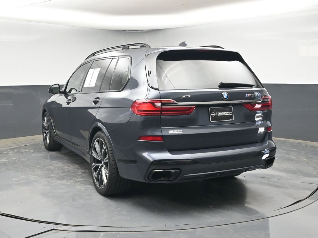 Used 2022 BMW X7 M50i image 4
