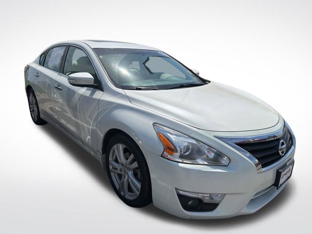 Used 2015 Nissan Altima 3.5 SL FWD image 2