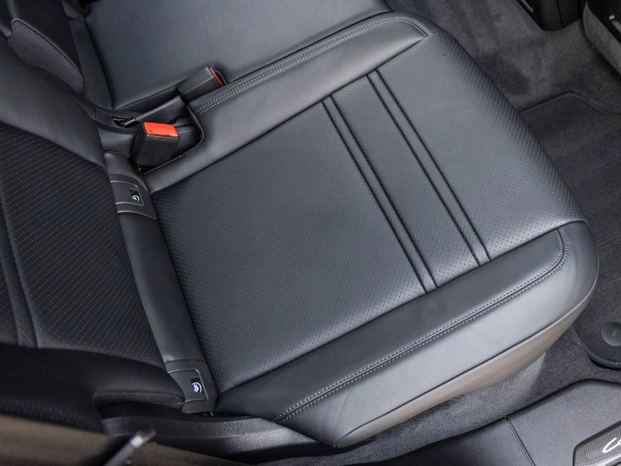 New 2026 Porsche Cayenne Turbo image 97