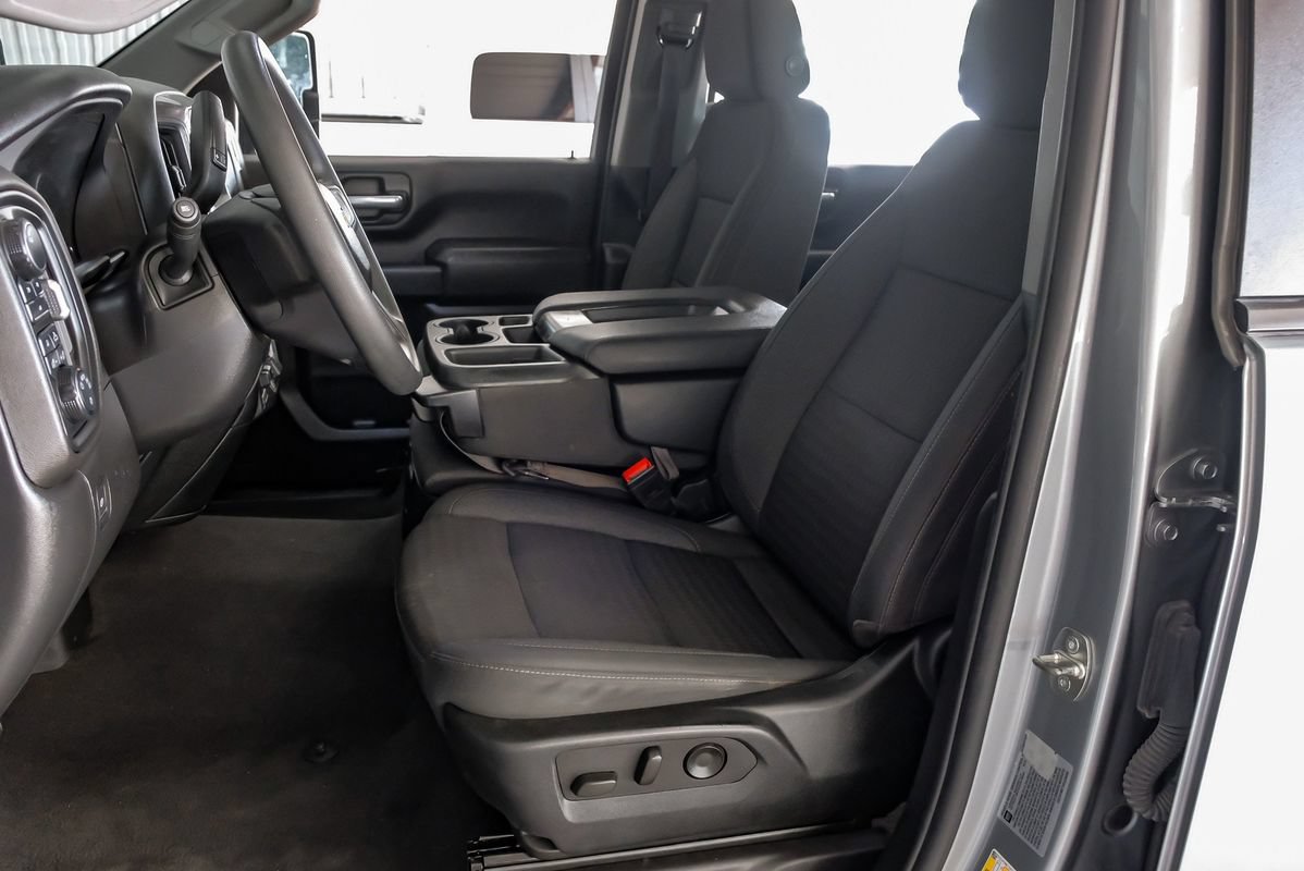 Used 2024 Chevrolet Silverado 2500 Custom w/ Custom Value Package AWD/4WD image 30