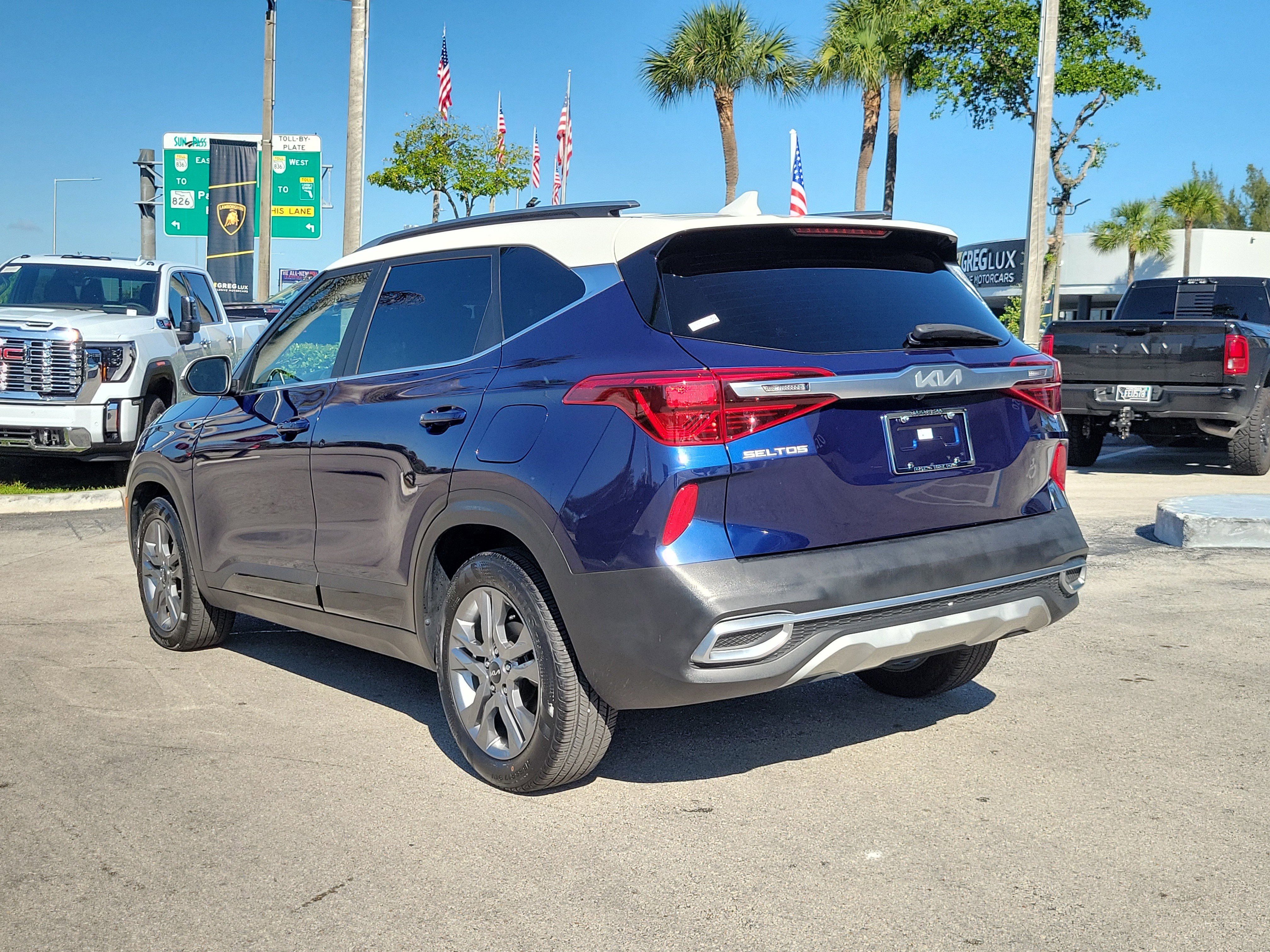 Used 2023 Kia Seltos S FWD image 7