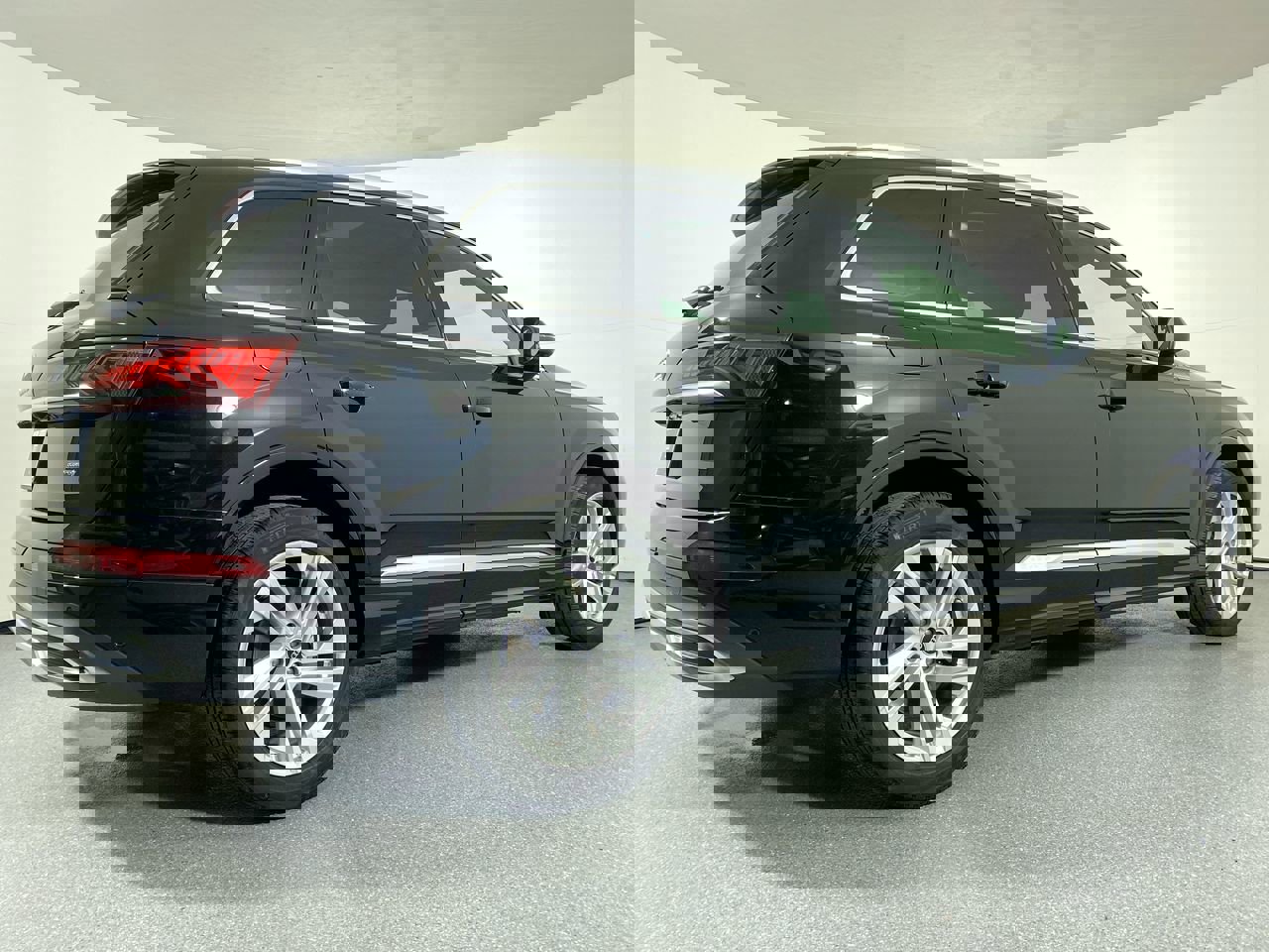 Used 2023 Audi Q7 2.0T Premium image 8