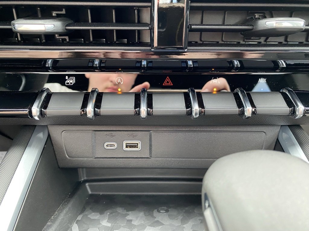 New 2025 Chevrolet Colorado Z71 image 17