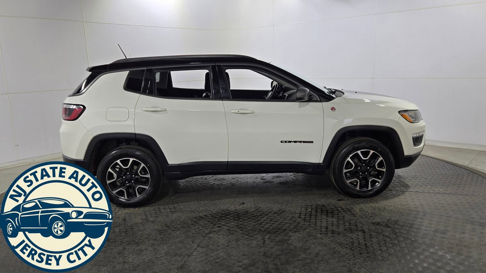 Used 2020 Jeep Compass Trailhawk AWD/4WD image 7