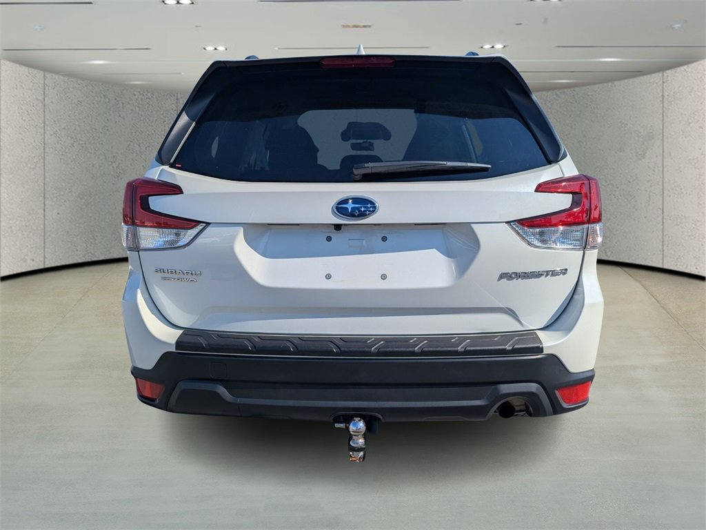 Used 2020 Subaru Forester Premium image 4