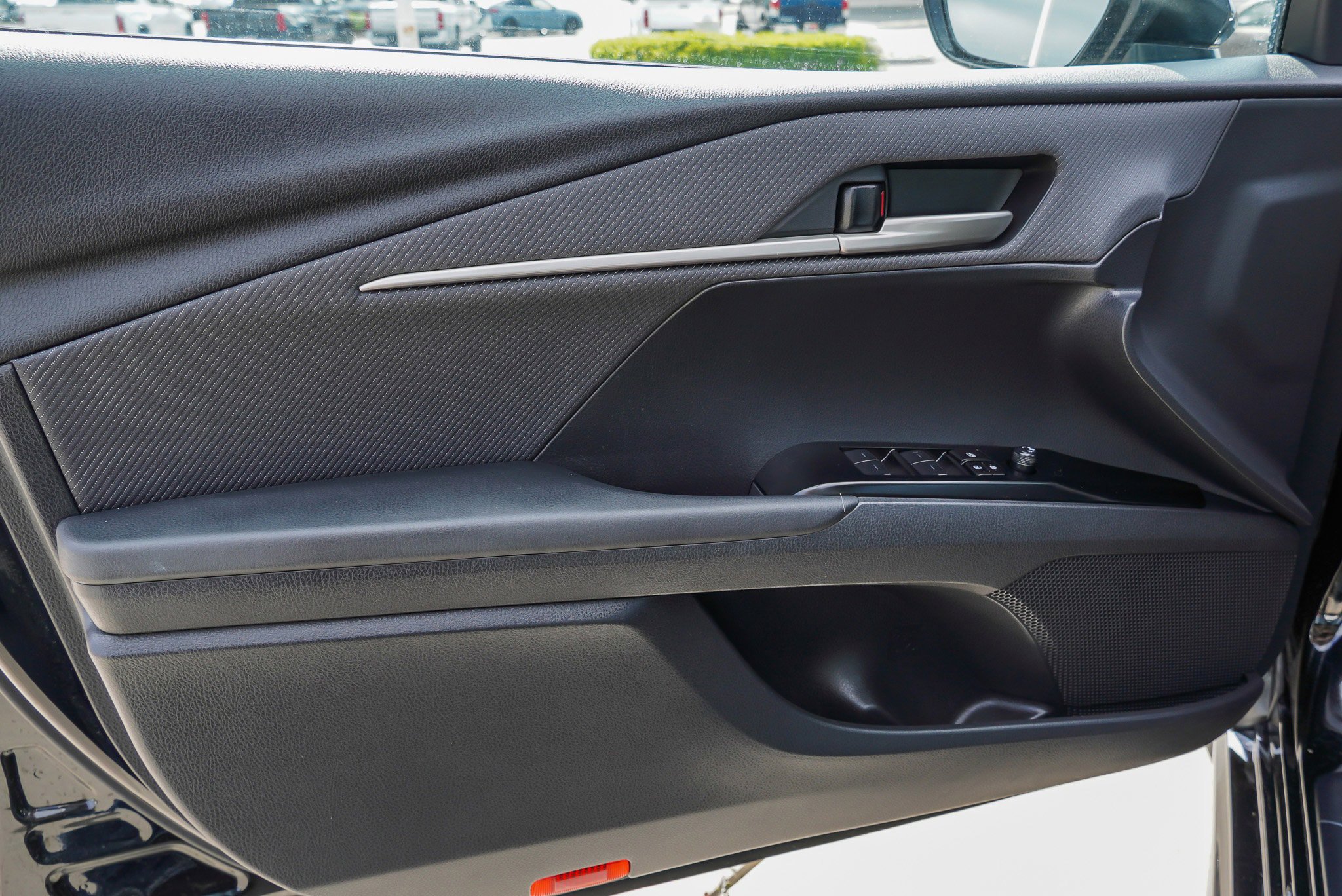 Certified 2025 Toyota Camry SE FWD image 20