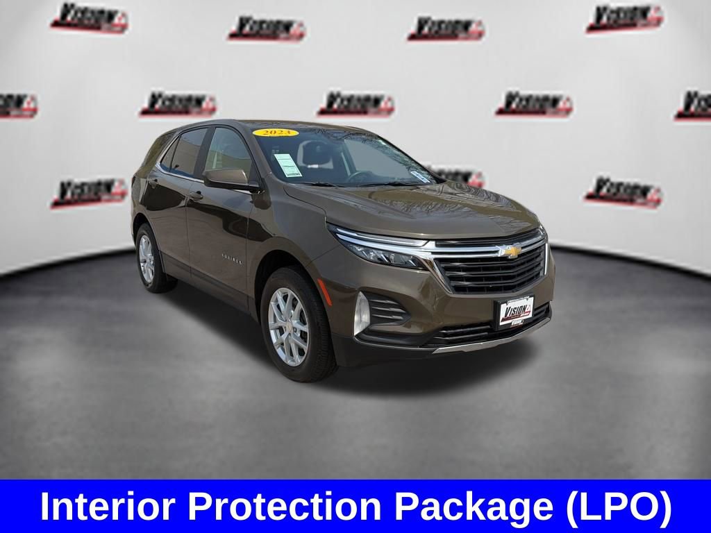 Used 2023 Chevrolet Equinox LT AWD/4WD image 3
