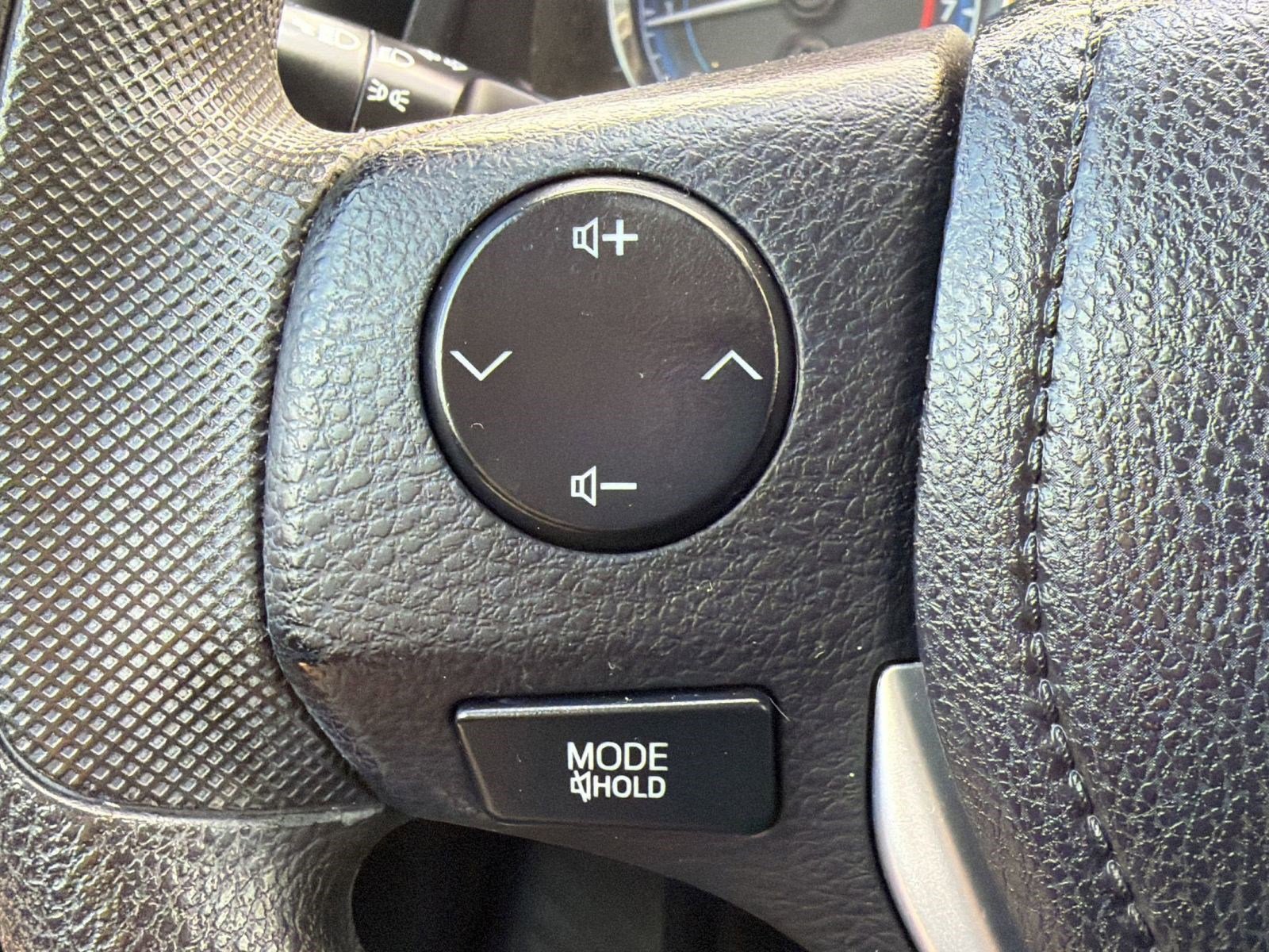 Used 2019 Toyota Corolla LE FWD image 16