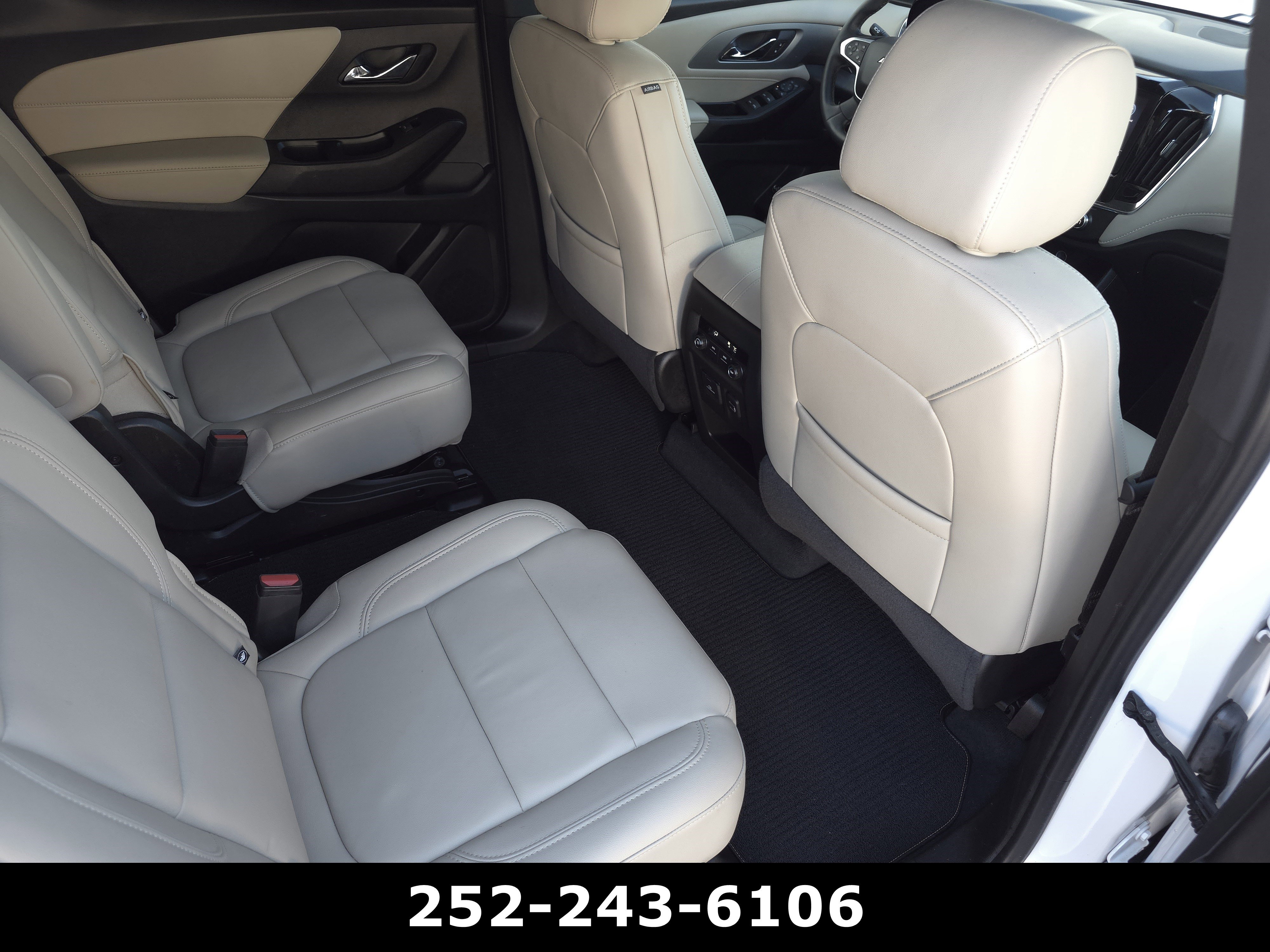 Used 2023 Chevrolet Traverse LT w/ LT Premium Package image 40