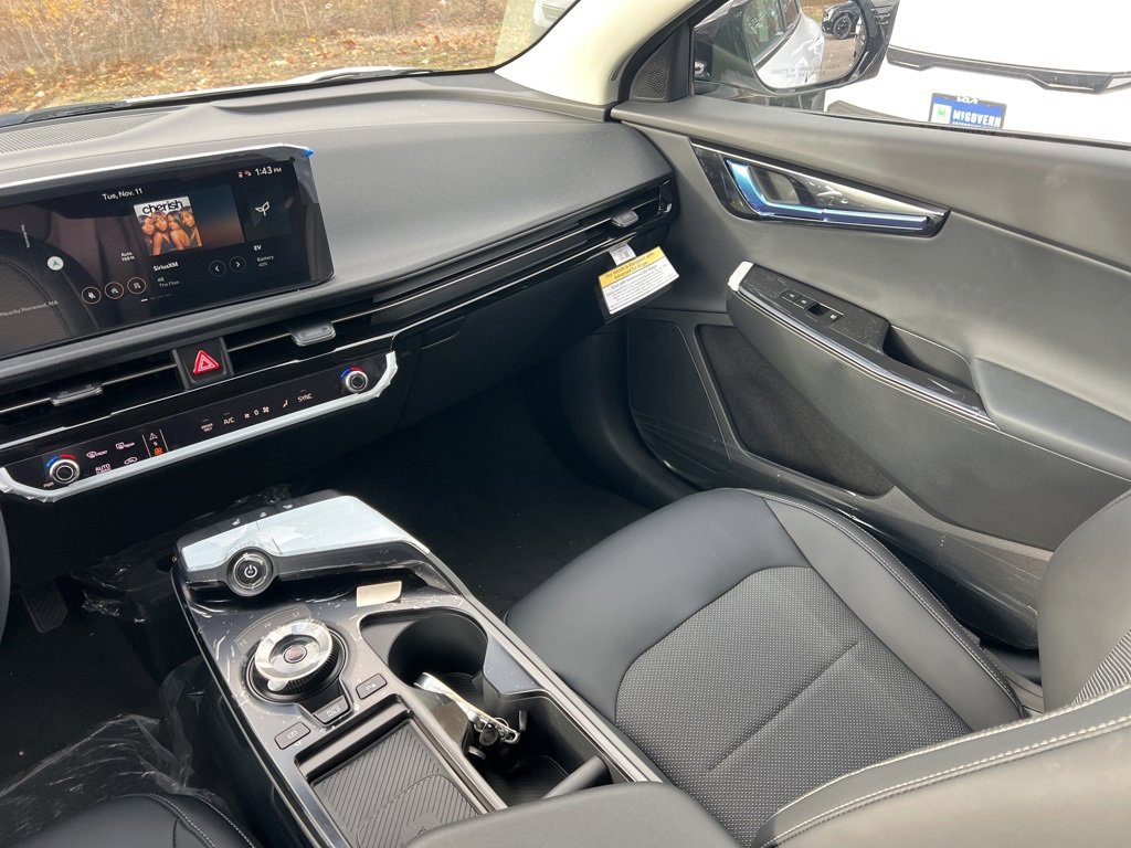 New 2025 Kia EV6 Light image 11