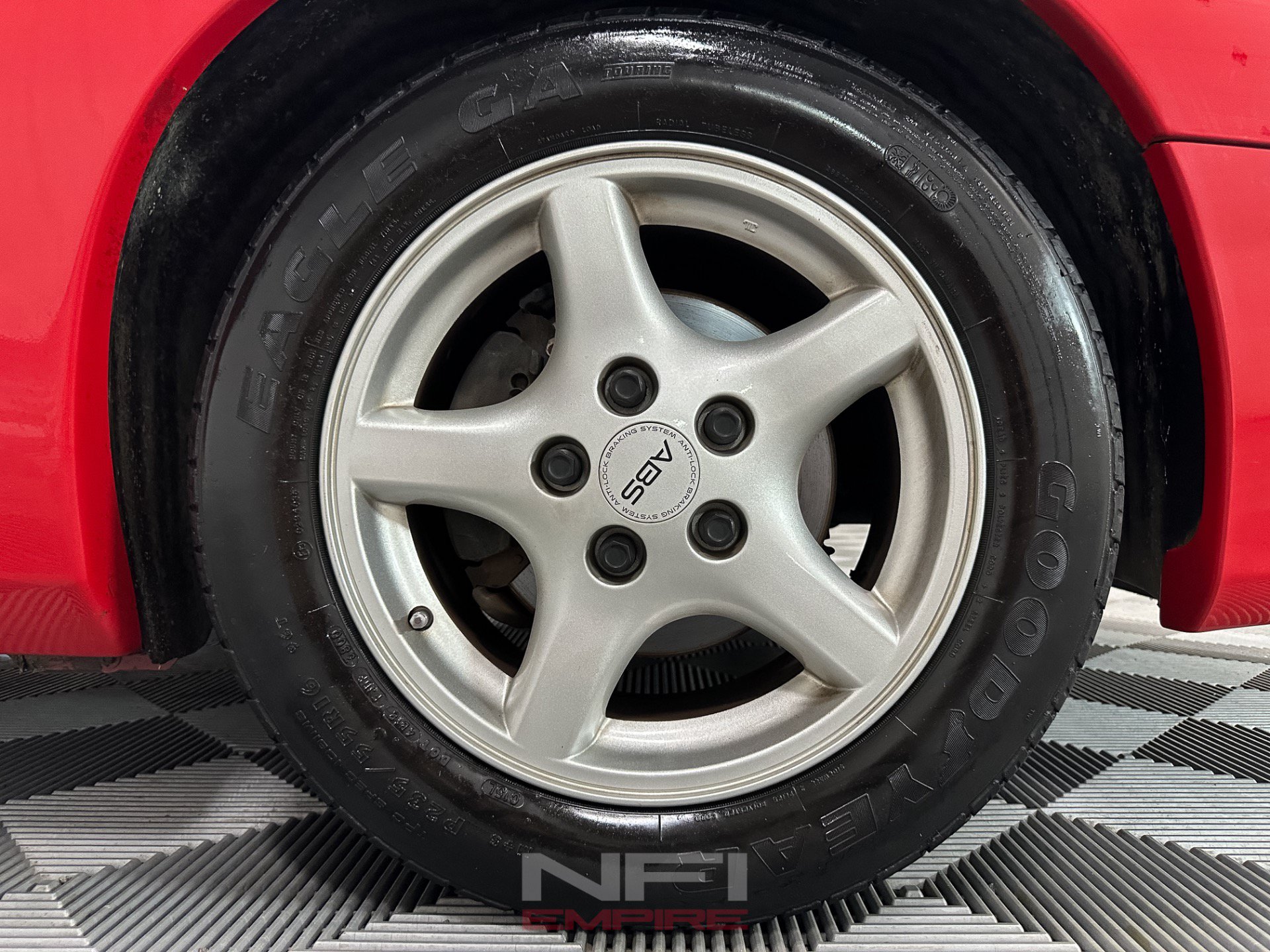 Used 1995 Pontiac Firebird Convertible RWD image 25