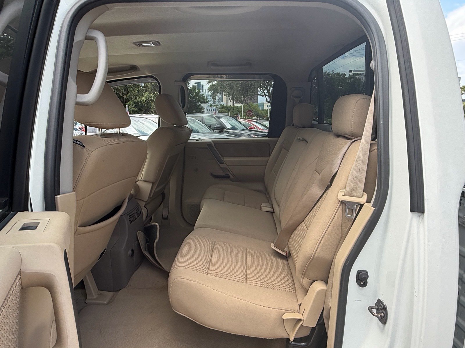 Used 2011 Nissan Titan SV w/ SV Value Truck Pkg AWD/4WD image 11