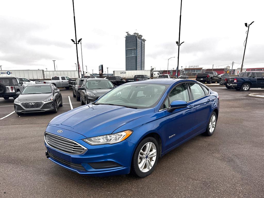 Used 2018 Ford Fusion S image 2