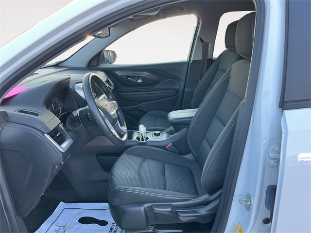 Used 2023 GMC Terrain SLE image 9